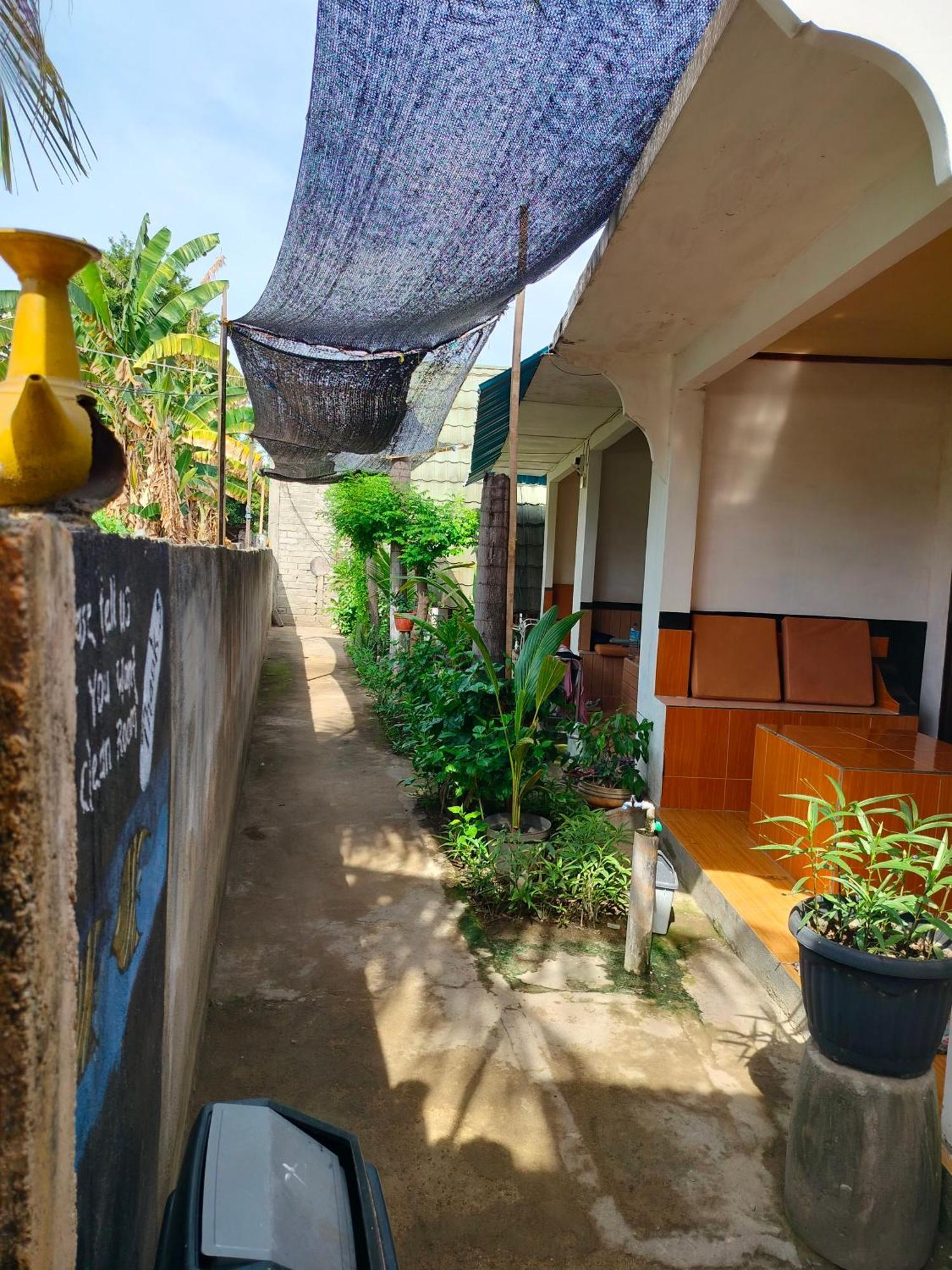 Aladdin Homestay Gili Air Exteriör bild